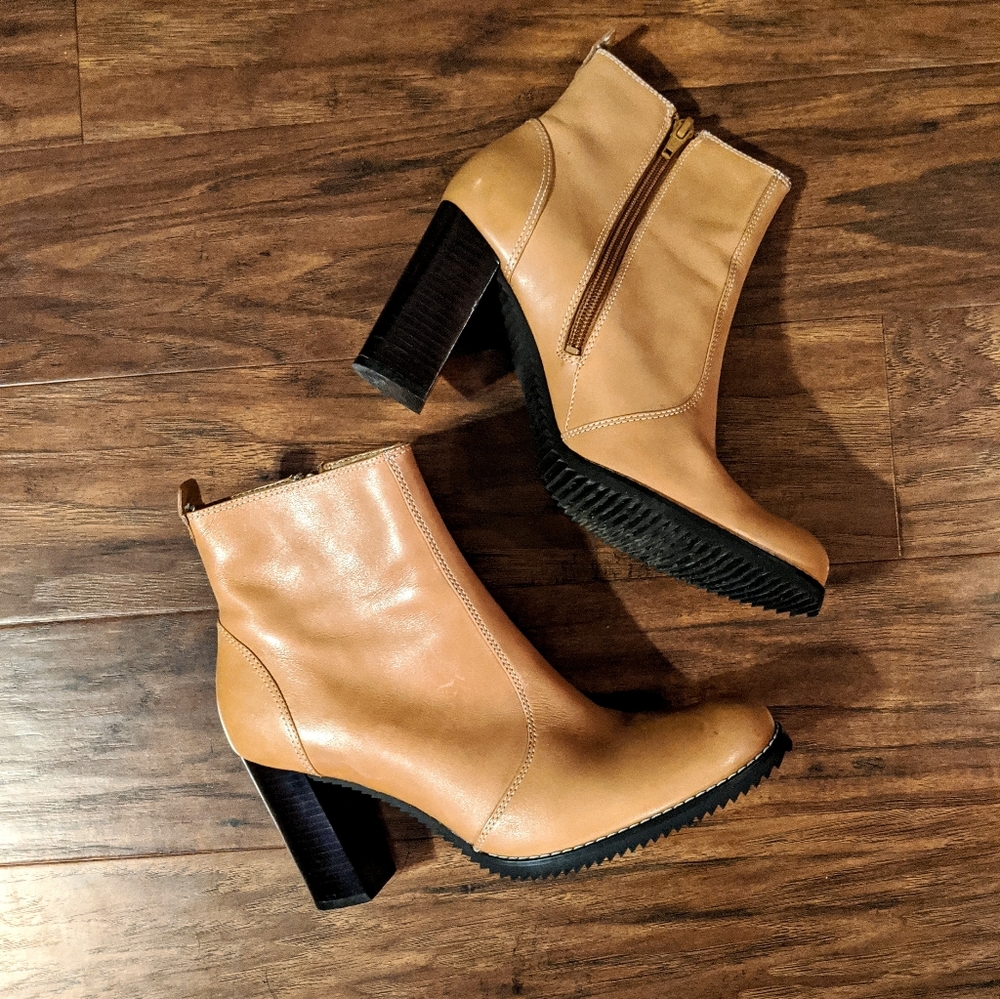 Kenneth Cole Reaction Tan Heeled Boots